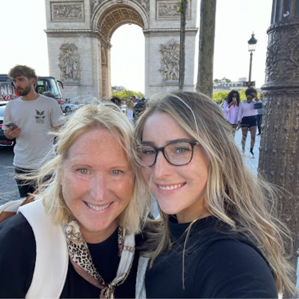 Meet your Posher, Liz